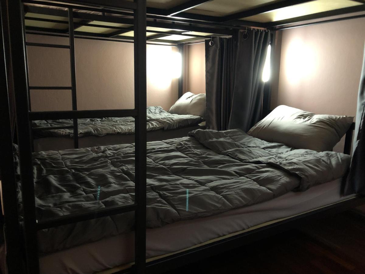 Hostel Baan Mee Suk Ayutthaya Zewnętrze zdjęcie