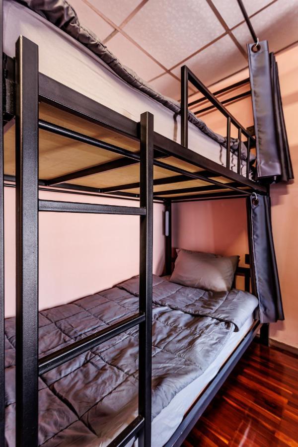 Hostel Baan Mee Suk Ayutthaya Zewnętrze zdjęcie
