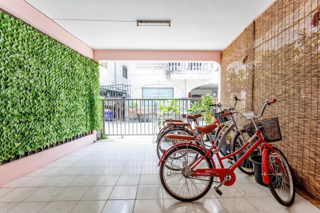Hostel Baan Mee Suk Ayutthaya Zewnętrze zdjęcie
